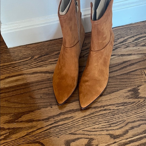 Franco Sarto Camel Suede Heeled Boots NEW Size 8 - Picture 5 of 7